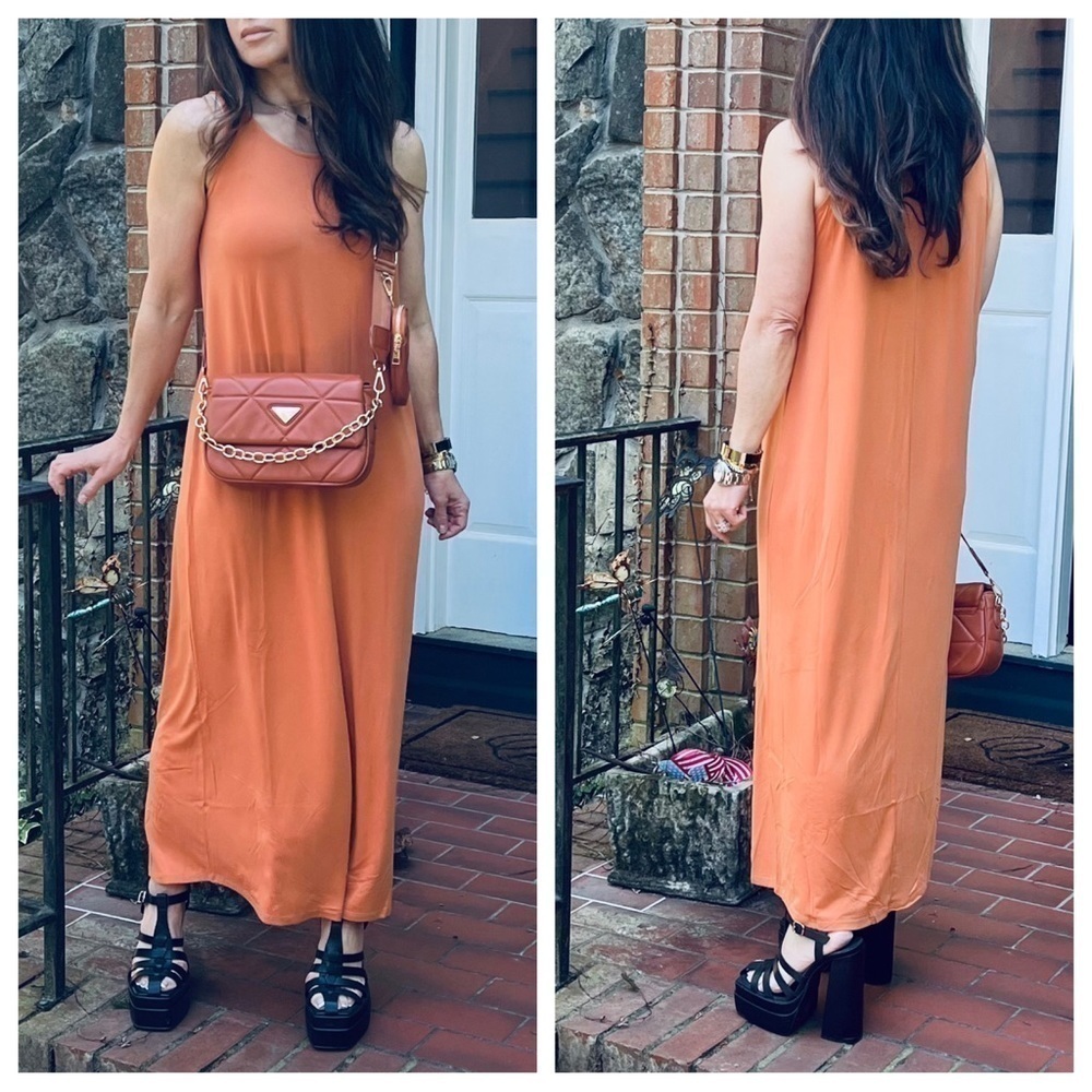 NWOT Chic Midi Sleeveless Maxi Dress